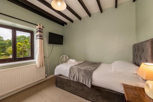 1 twin bed