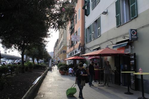 ROOMS 18A, Genua (zdjęcie 10)