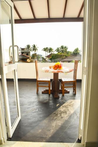 Family Room with Sea View image 5