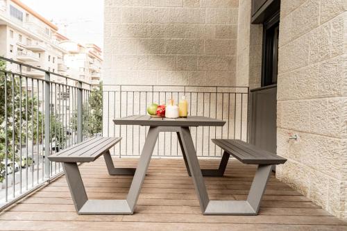 Designed 2BR with 2 bathroom, Terrace and Parking, Jerusalem (Foto 8)