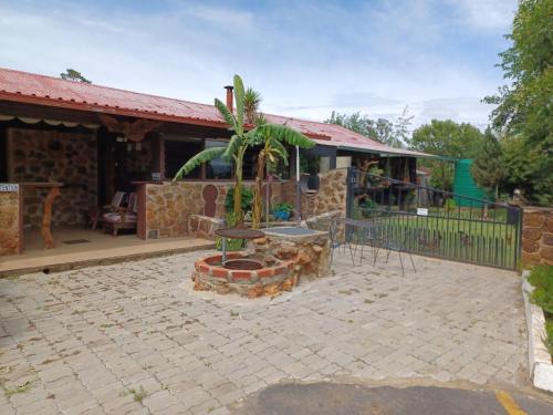 KHAYA LANGA Guest House & Contractors Accommodation