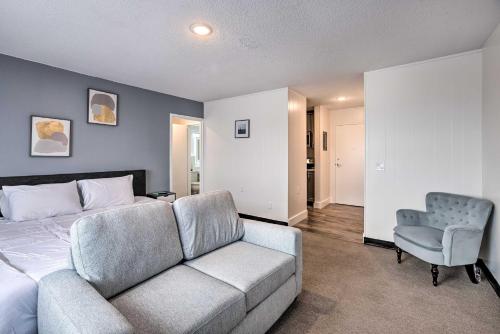 Airy Apt Situated in the Coosa River Area! in Gadsden, USA