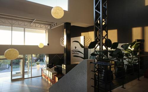 Lobby, Pinares Panorama Suites, Spa & Convention Center in Villa Carlos Paz