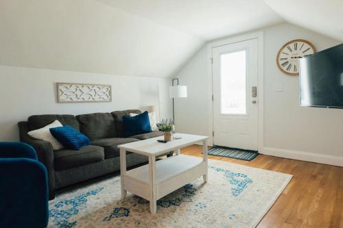 Charming Apt with chic decor Superhost w 5 Stars in Bristol (TN)