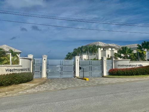 26 Westmoreland Hills - Mount Standfast - St James