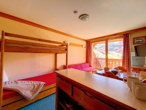 Appartement 2 pieces ski aux pieds avec balcon expose Sud-Ouest - FR-1-344-940 in Les Bruyeres