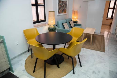 One-Bedroom Apartment image 10