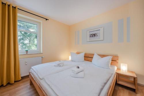 Apartment with Balcony image 5
