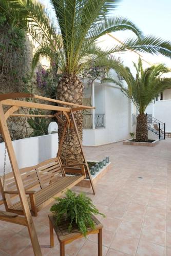 Balcony/terrace, Glaros Hotel Apartment in Lampi