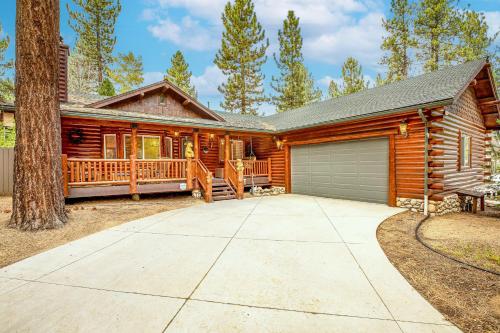 Summit Estates in Big Bear Lake, USA