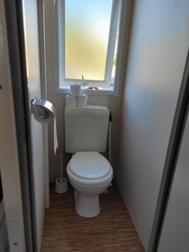 3 bedrooms, 5 beds