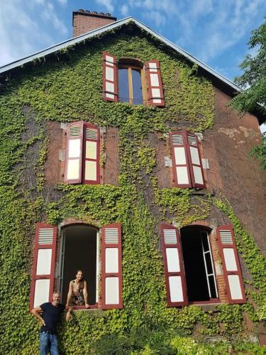 Grand appartement dans belle maison avec jardin - Location saisonnière - Besançon
