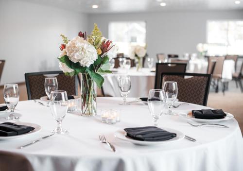 Tárgyalóterem/bálterem, Hotel One75 in Hamilton (NY)