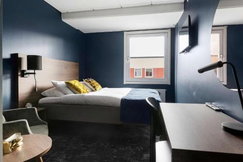 1 twin bed