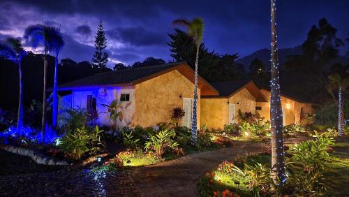 Rio Verde by Villa Alejandro in Los Naranjos