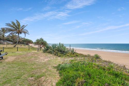 Horizons 1, Bargara (photo 9)