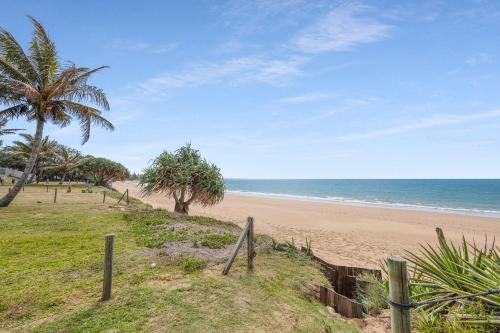Horizons 1, Bargara (photo 8)