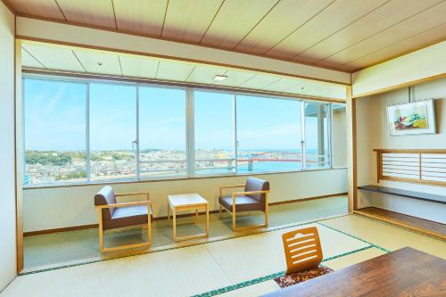 room detail thumbnail 1