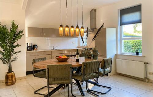 Nice Home In Putten With Kitchen