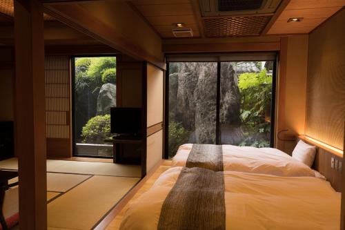 Japanese-Style Superior Room - Breakfast Included