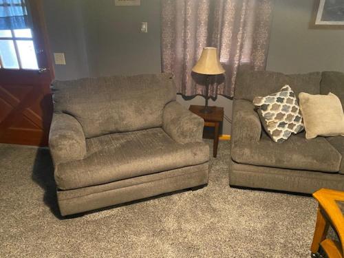 Lodge 545 Complete Large brick house fully furnished detail