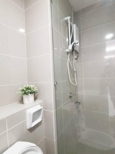 KK City Sutera Avenue Opposite Imago by WJ Homestay photo