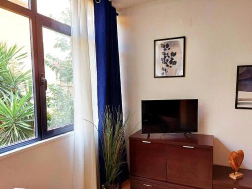 H2M Andres Perez Loft Ideally for Working - Central but Quiet and High Speed WIFI - image 2