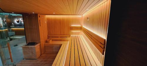 Paradise Hotel & Relax Center in Pomorie