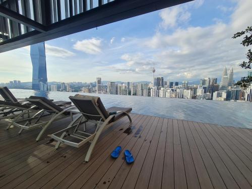 Lucentia Residence World Class Facilities Apartment Infinity Pool Stunning View, Kuala Lumpur