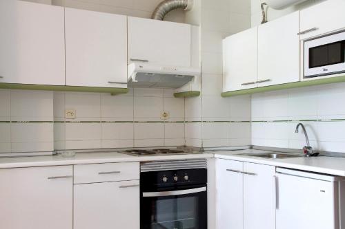 keuken, Arquus Rentalmar in Capellans