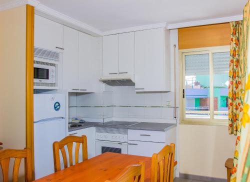 keuken, Arquus Rentalmar in Capellans