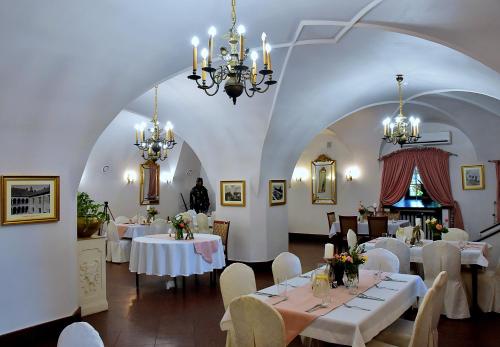 Étterem, Zamek w Baranowie Sandomierskim in Baranow Sandomierski