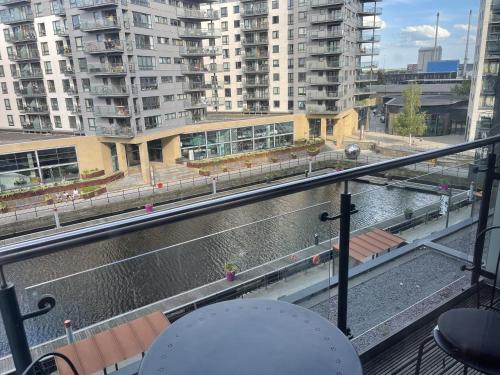 Deluxe City Modern Apt&Free Parking no Balcony, Leeds (Foto 7)