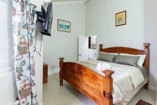 Loft - Sleeps 4 - Parking - Balcony, Kingston (foto 6)