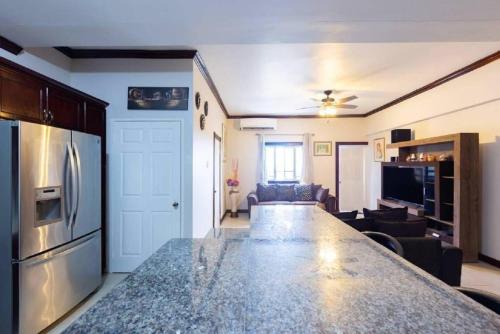 Loft - Sleeps 4 - Parking - Balcony, Kingston (foto 9)