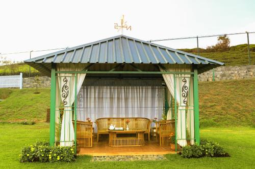 Garden, WESTERN VALLEY RESORTS in Lovedale