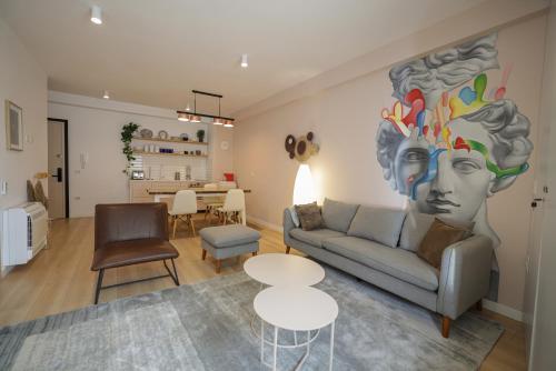 Apollo Apartment by Holistay, Тирана