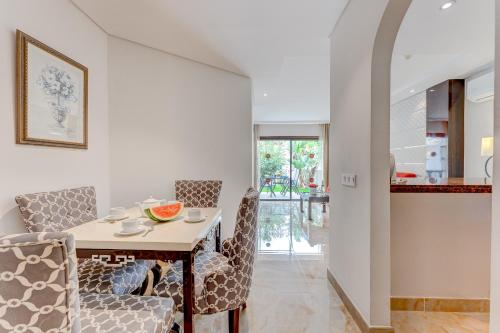 Brand new apartment in Park Albatros with pool view in San Miguel