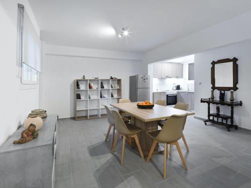 2 bedroom aprtmnt next to Hilton and all hospitals - image 4