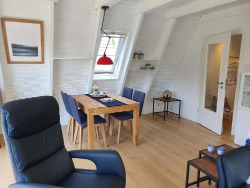 Murmel 5 - E-Ladestation, Wallbox, WLan, Kamin, 2 Fahrräder (Murmel 5 - E-Ladestation, Wallbox, WLan, Kamin, 2 Fahrrader) in Carolinensiel
