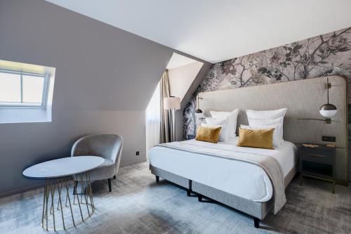 1 queen bed