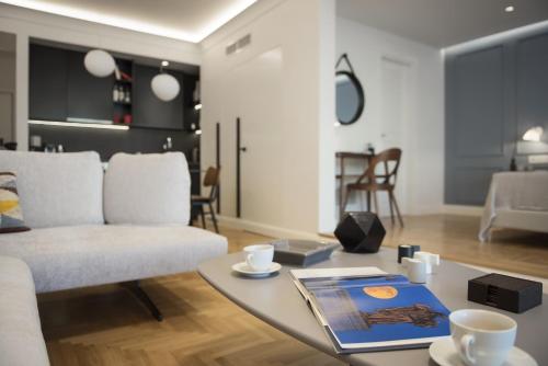 Chic central Athens apartment at Mavilli Sq., Atény (fotografie 11)