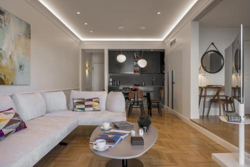 Chic central Athens apartment at Mavilli Sq., Atény (fotografie 9)
