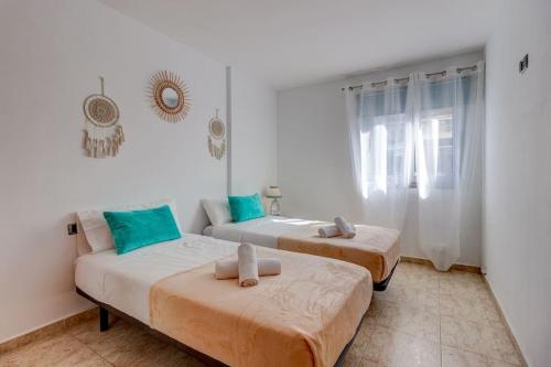 Bonito Apartamento Los Playeros By Paramount Holidays - Tap to explore photos