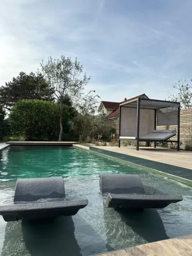 Stadtvilla mit Pool in Jestetten, Deutschland