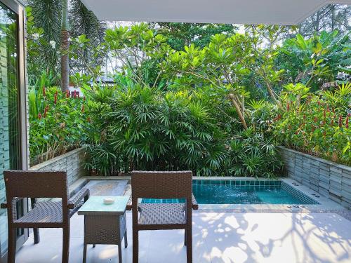 Beachfront 2br home with private jacuzzi pool on stunning Naithon beach 3 photo 2