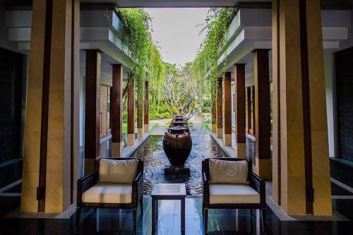 Beachfront 2br home with private jacuzzi pool on stunning Naithon beach 3 - 숙소 외관