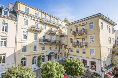 Entree, HELIOPARK Bad Hotel Zum Hirsch in Baden-Baden