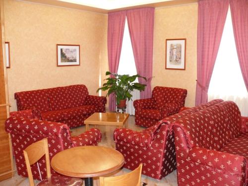 sala de TV, Albergo Casa Del Pellegrino in Monte Sant'Angelo