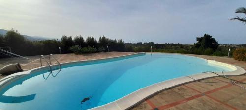  Villa Sanna Con Piscina, Ferienwohnung in SantʼAgata di Militello
